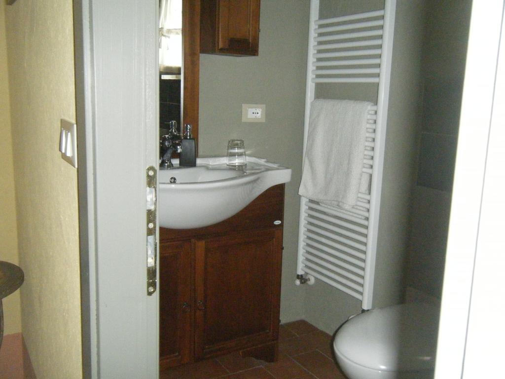 B&B Il Salice Veruno 객실 사진